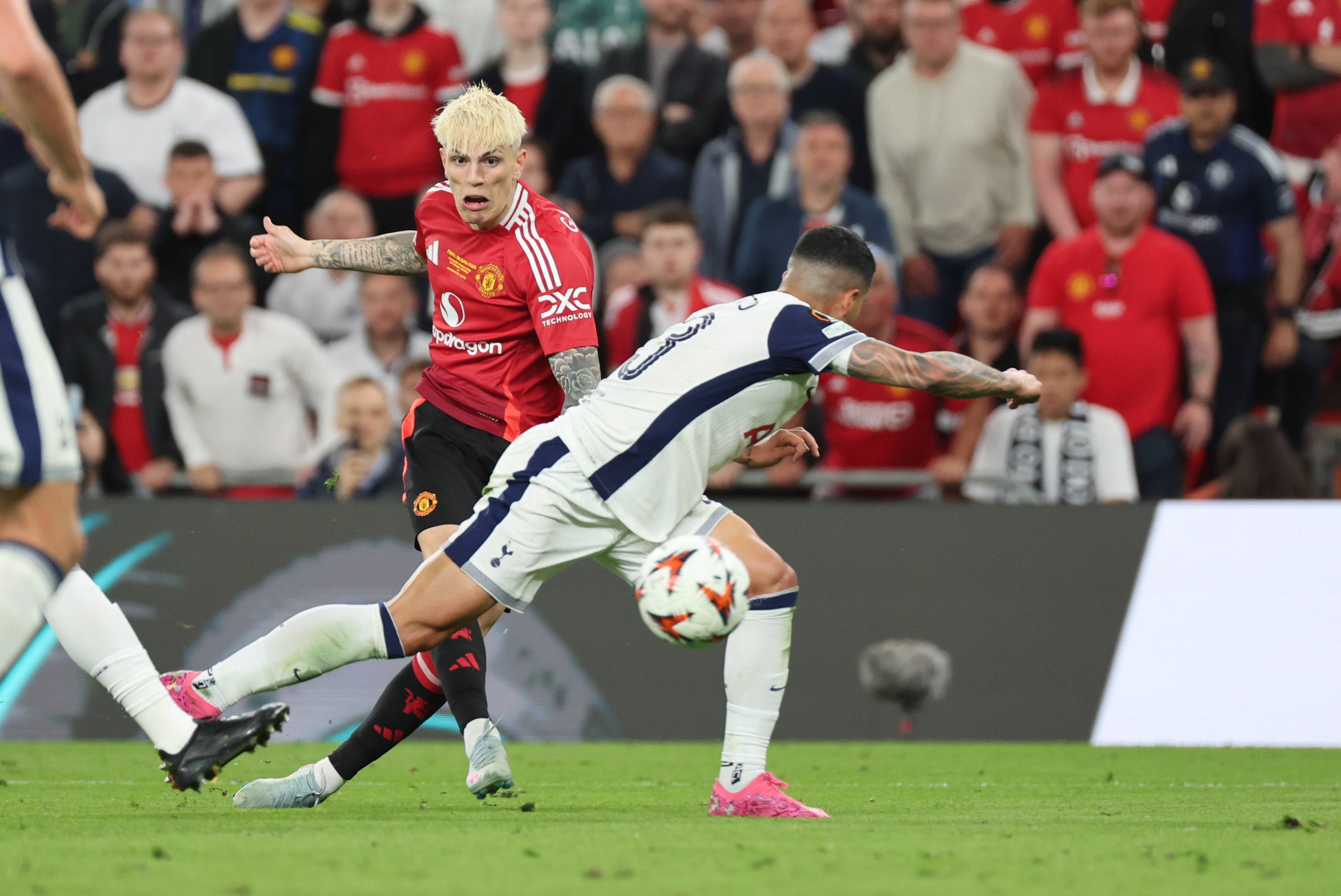 赛后突围战来临,巴黎圣日耳曼围绕欧超杯回应争议,底气十足,阵容厚度经受考验的简单介绍 赛后突围战来临,巴黎圣日耳曼围绕欧超杯回应争议,底气十足,阵容厚度经受考验的简单介绍